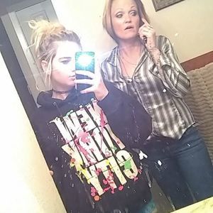 Meet your Posher, Faith